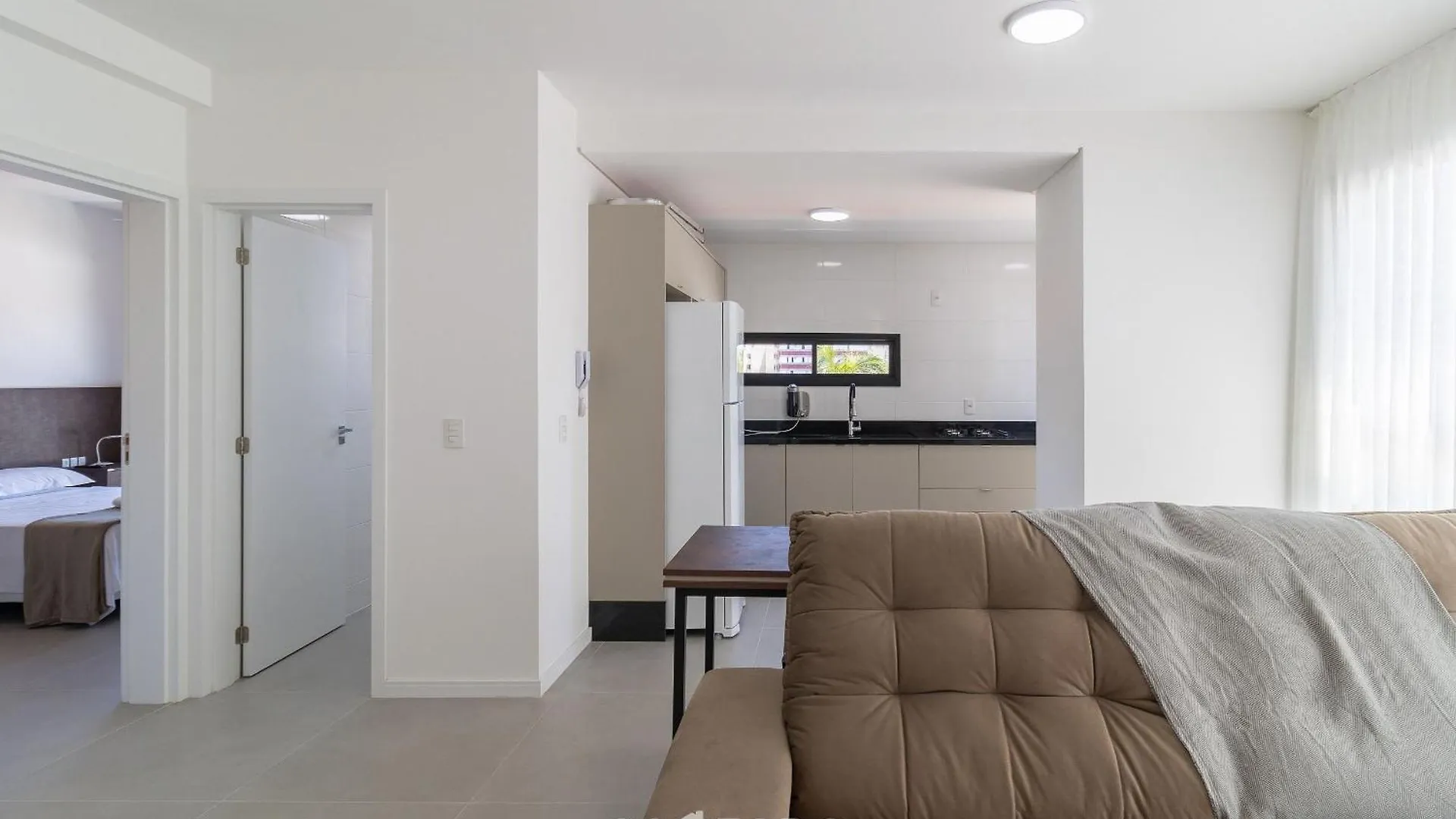 Estudio Moderno A 650M Da Ufsc - Cnt303 Florianópolis 0*,  البرازيل